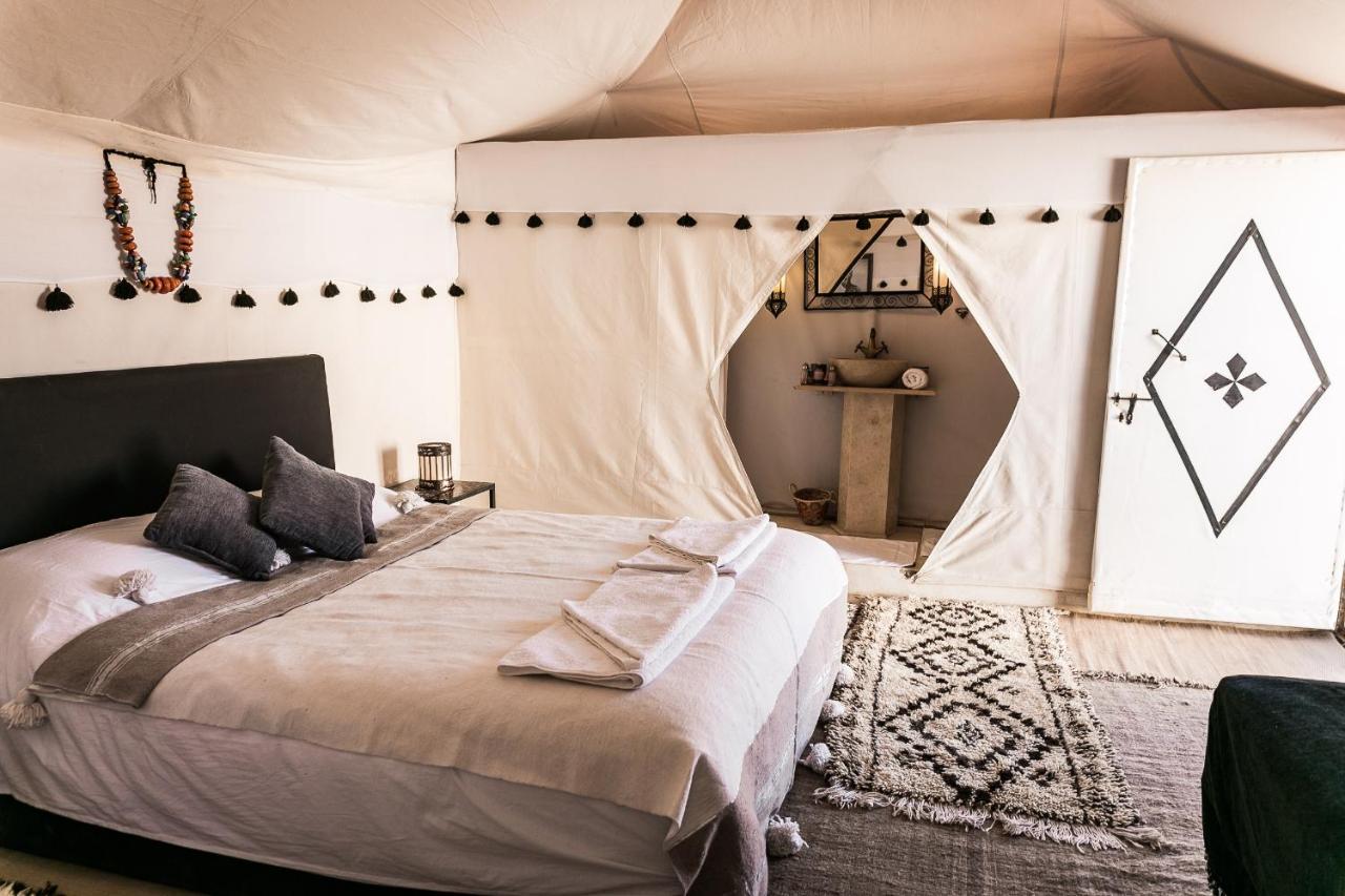 Отель Prestigious Camp Мерзуга Экстерьер фото