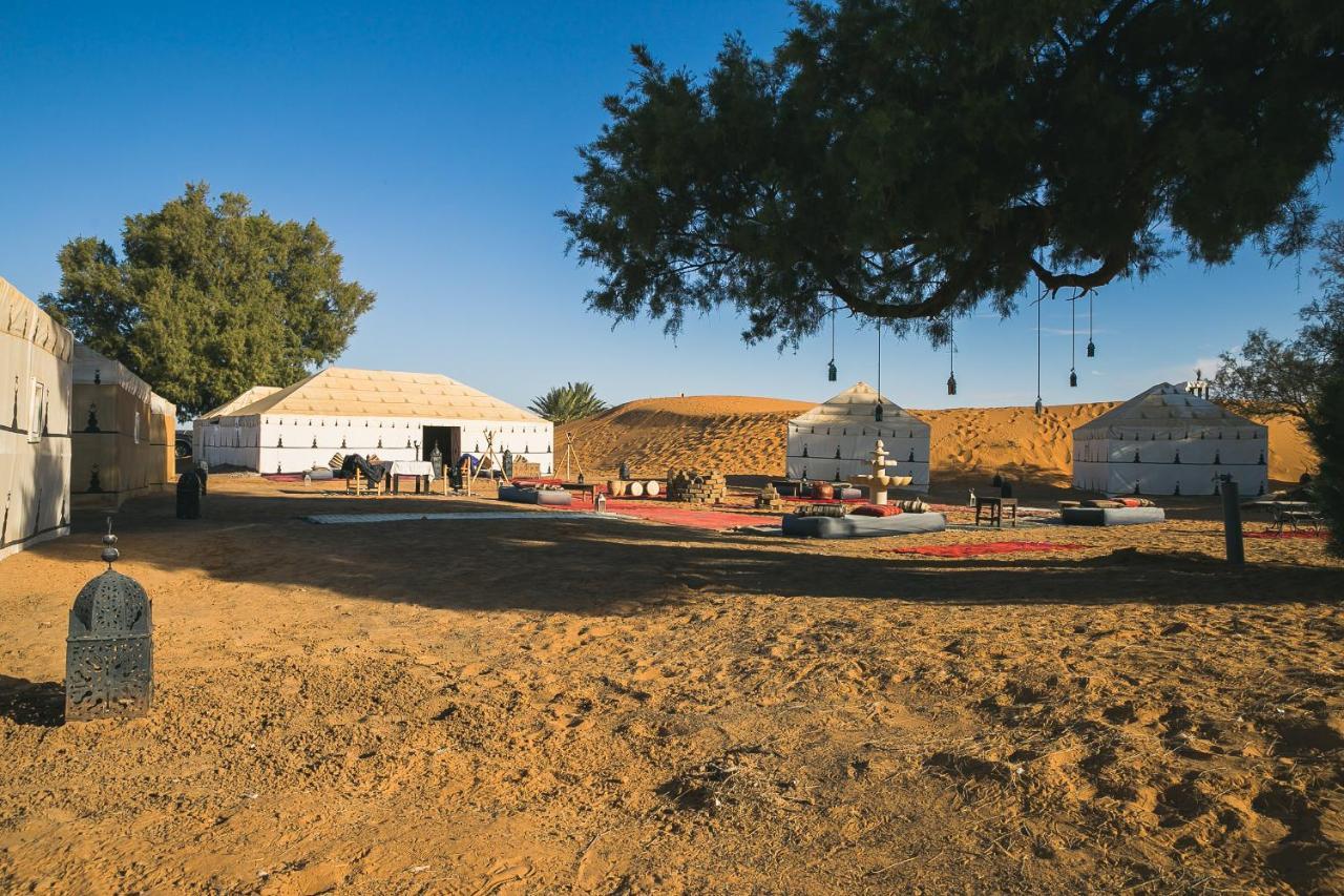 Отель Prestigious Camp Мерзуга Экстерьер фото