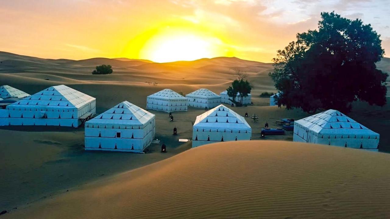 Отель Prestigious Camp Мерзуга Экстерьер фото