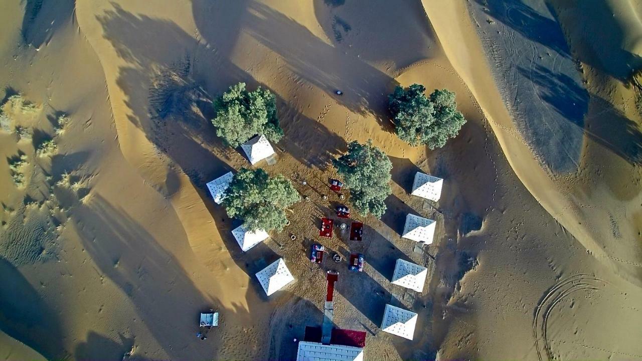 Отель Prestigious Camp Мерзуга Экстерьер фото